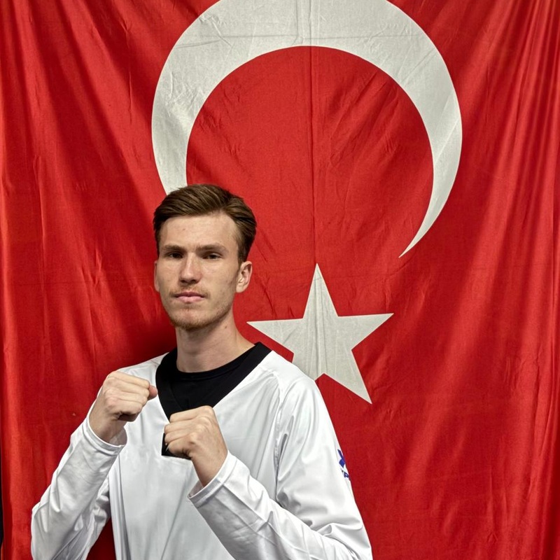 Eren Muslu Eğitmen Görseli