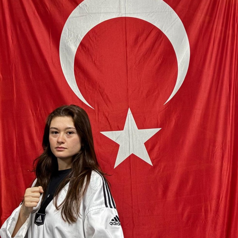 Melike Sırdaş Eğitmen Görseli
